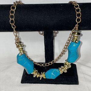 Chain necklace with chunky blue beads
